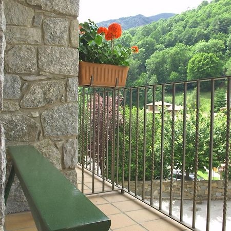 Hotel La Farga Ripoll Bagian luar foto