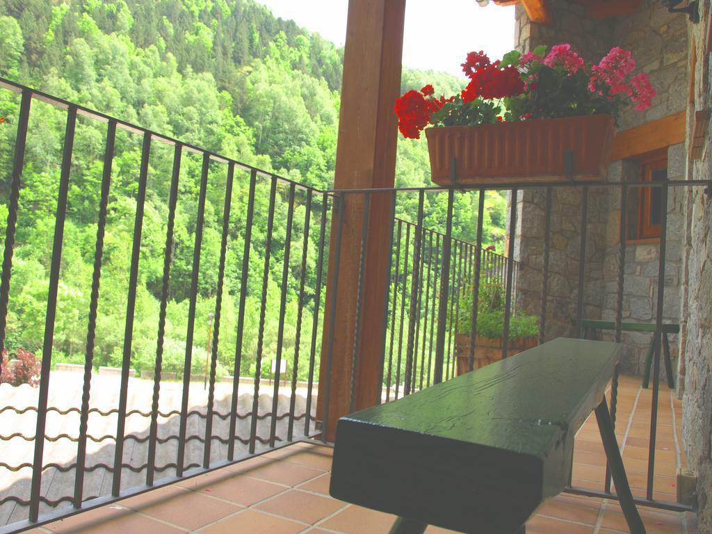 Hotel La Farga Ripoll Bagian luar foto