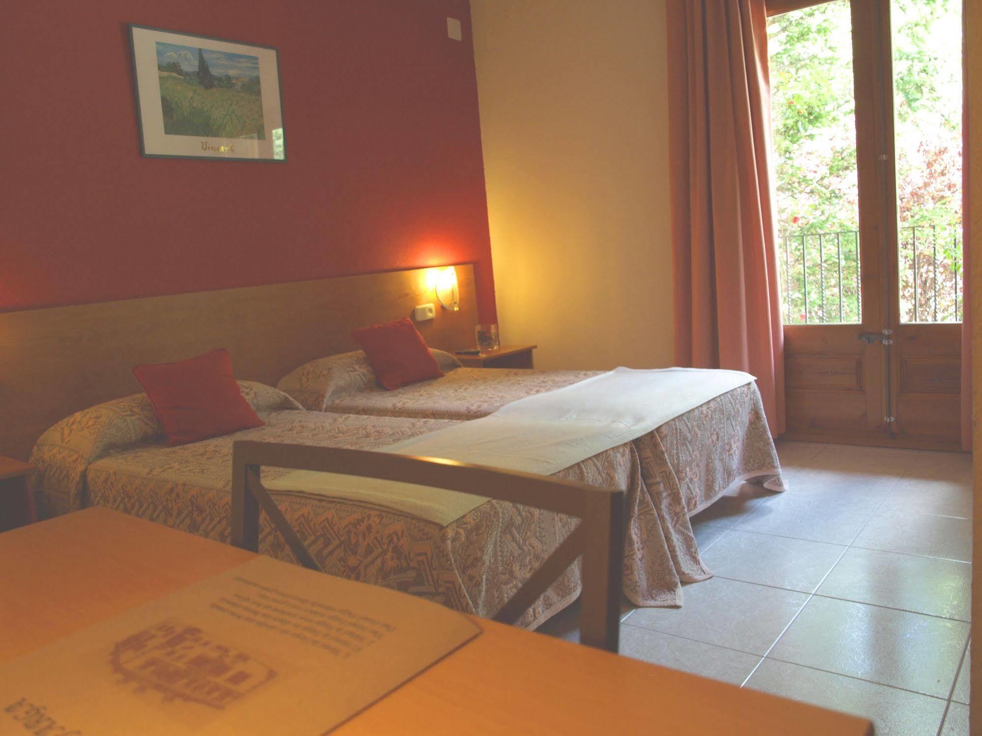 Hotel La Farga Ripoll Bagian luar foto