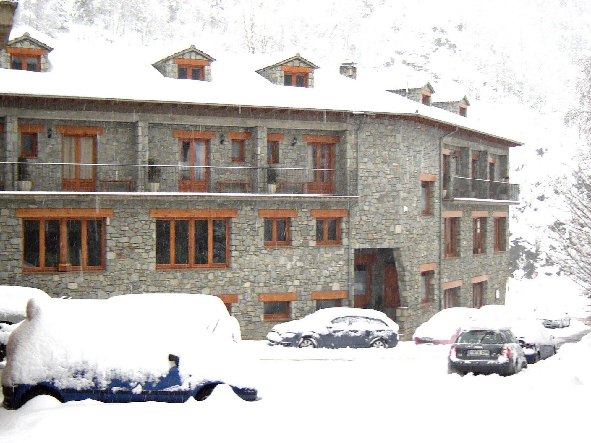 Hotel La Farga Ripoll Bagian luar foto