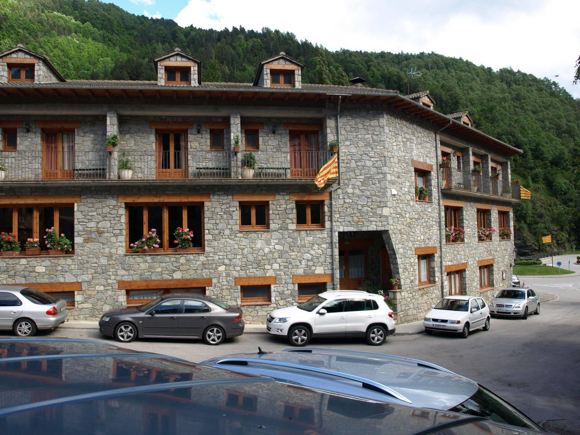 Hotel La Farga Ripoll Bagian luar foto